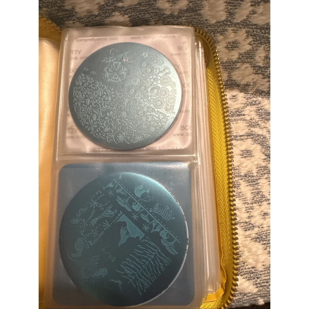 Born Pretty Lot Of Nail Stamping Plates With Case